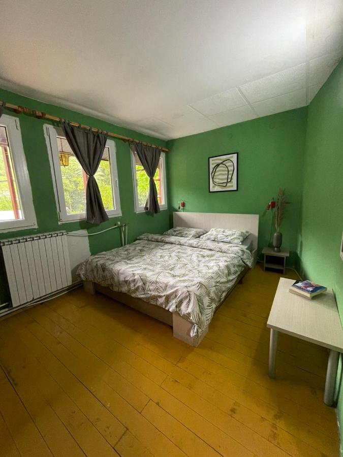 Vertical Hostel Маврово Экстерьер фото